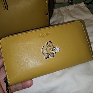Coach Flax smooth leather wallet